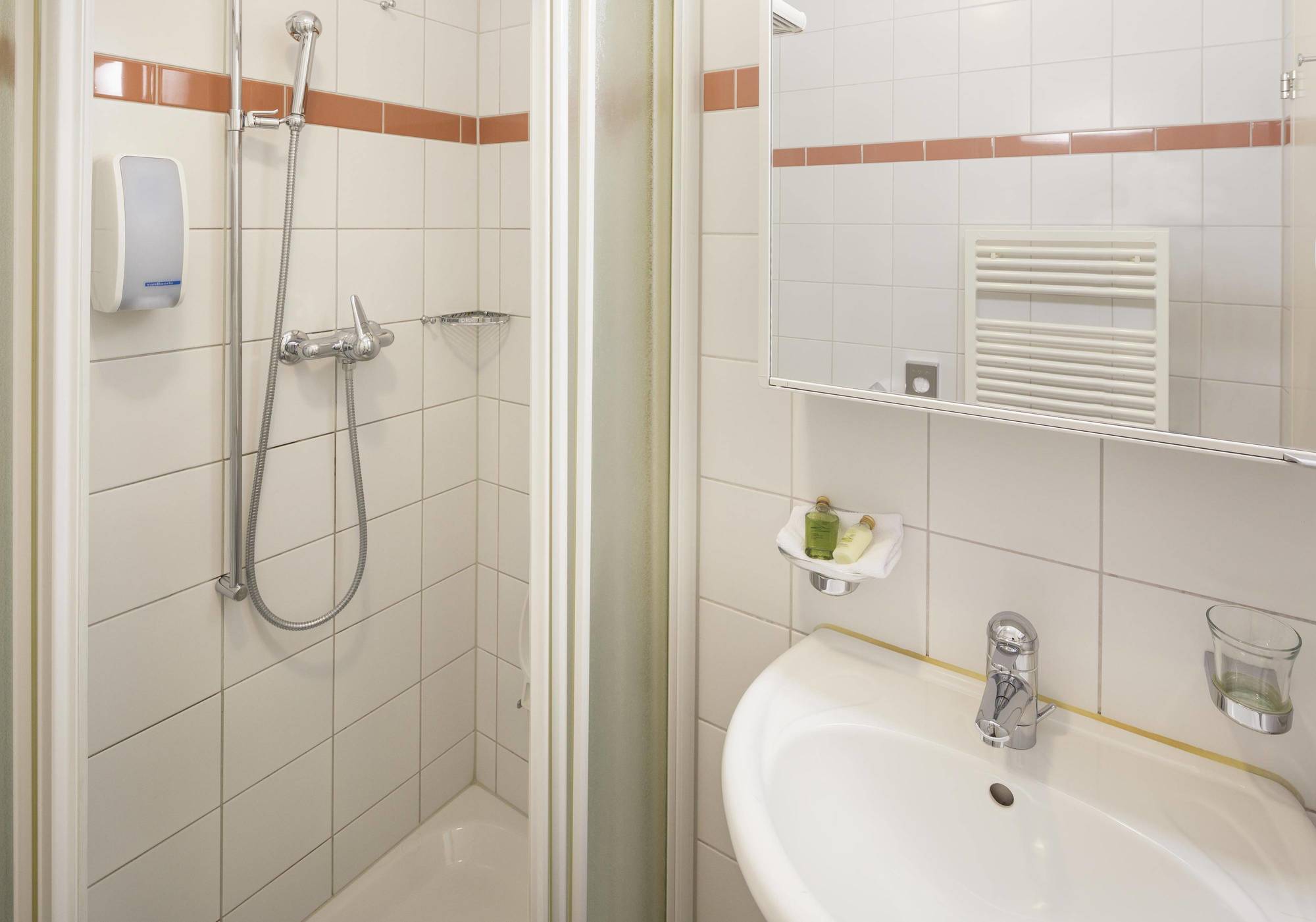 Wellness Hotel Tenedo - Thermalquellen Resort Bad Bad Zurzach Exteriér fotografie